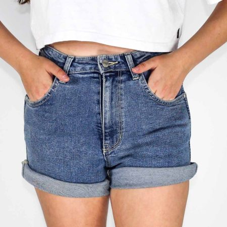 Wrangler Hourglass Starlight Short Front