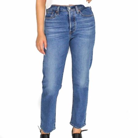 Levis Wedgie Straight Jeans-Front